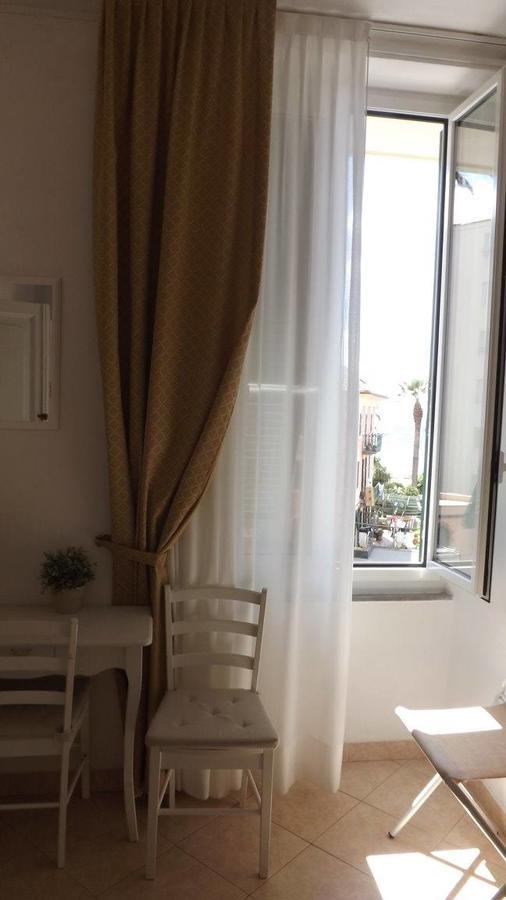 Hotel Azzurro วาราซเซ ภายนอก รูปภาพ